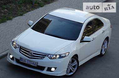 Седан Honda Accord 2011 в Одессе