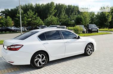 Седан Honda Accord 2016 в Львові