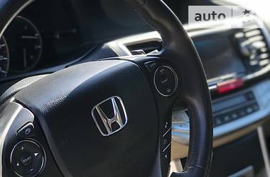 Седан Honda Accord 2014 в Днепре