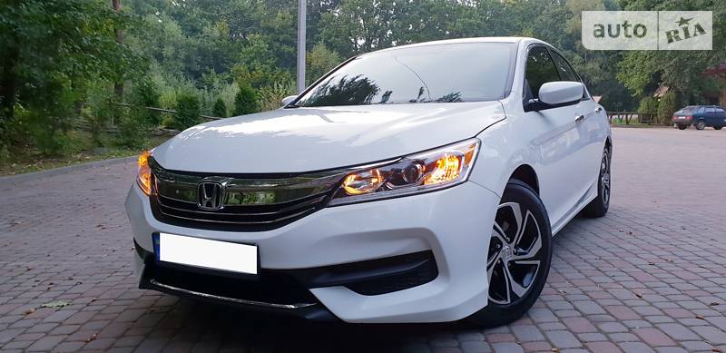 Седан Honda Accord 2016 в Трускавце