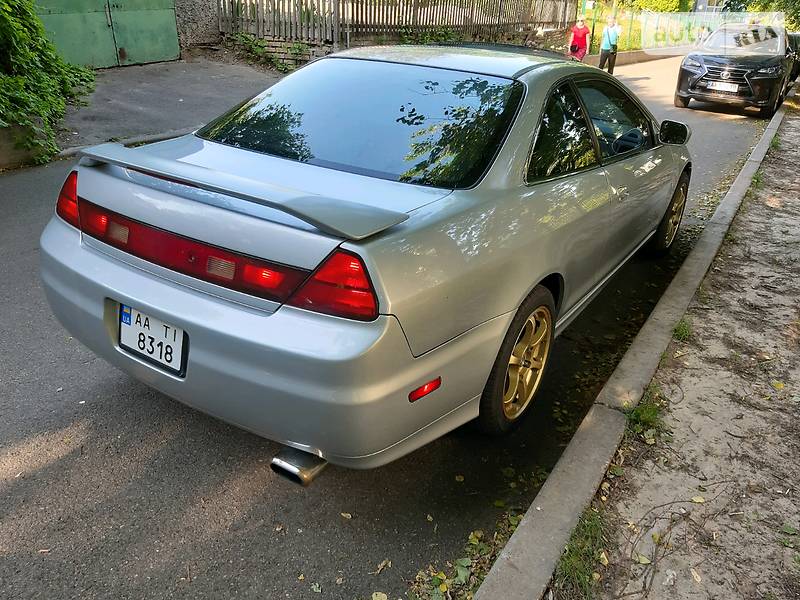 Купе Honda Accord 2002 в Киеве фото 12 Купе Honda Accord 2002 в Киеве