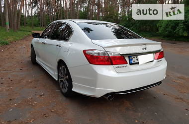 Седан Honda Accord 2013 в Черкассах