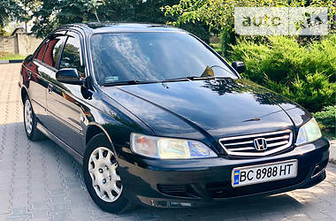 Седан Honda Accord 2001 в 