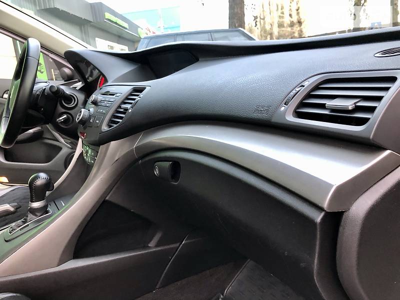 Седан Honda Accord 2009 в Києві