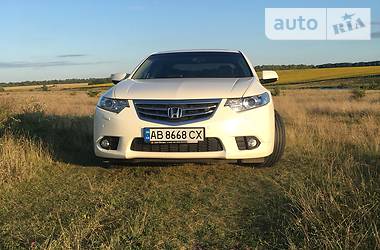 Седан Honda Accord 2011 в Виннице