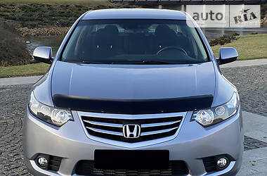 Седан Honda Accord 2012 в Днепре