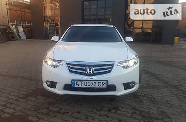 Седан Honda Accord 2015 в Калуші