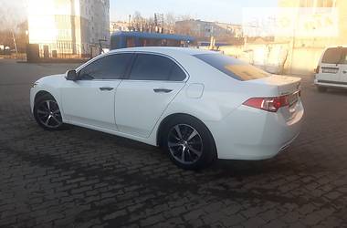 Седан Honda Accord 2015 в Калуші