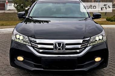 Седан Honda Accord 2015 в Киеве