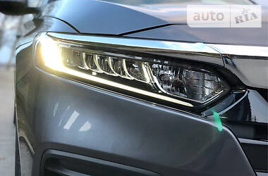 Седан Honda Accord 2018 в 