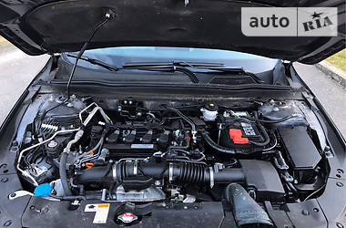 Седан Honda Accord 2018 в 