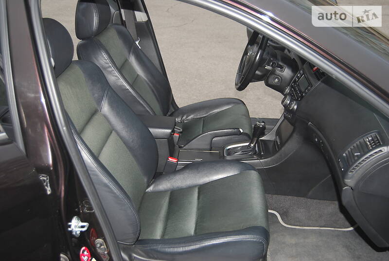 Седан Honda Accord 2006 в Запоріжжі