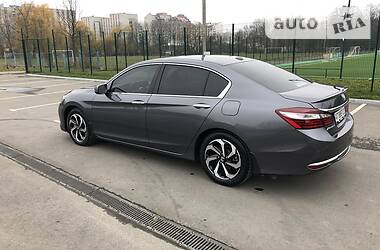 Седан Honda Accord 2017 в Івано-Франківську