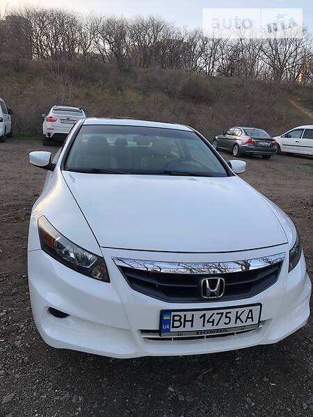 Купе Honda Accord 2010 в Одессе