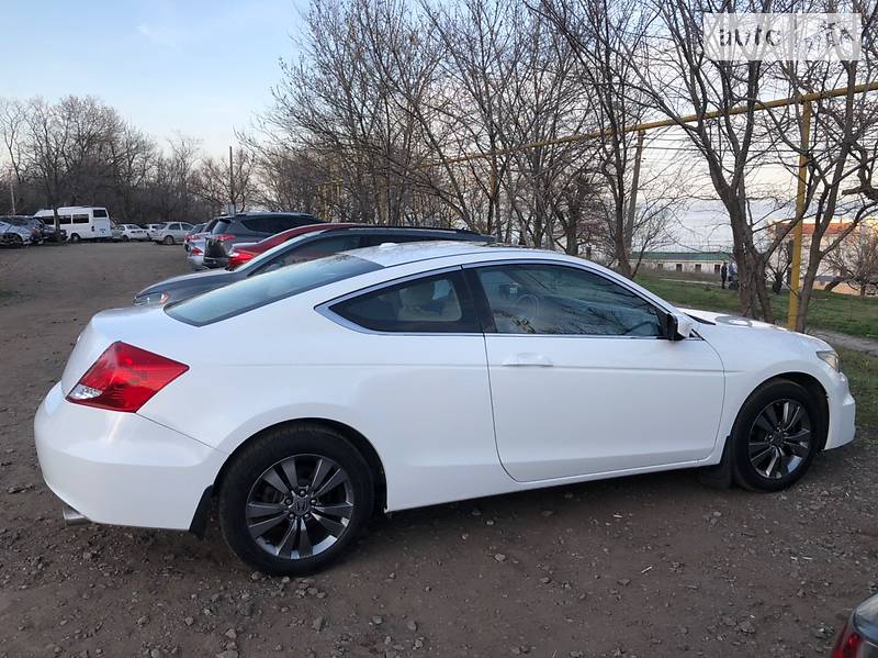Купе Honda Accord 2010 в Одессе