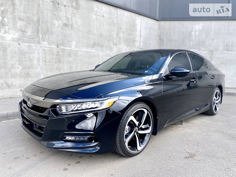 Седан Honda Accord 2018 в Києві