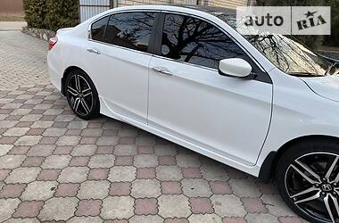 Седан Honda Accord 2017 в 