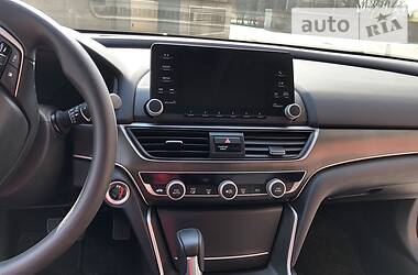 Седан Honda Accord 2019 в 
