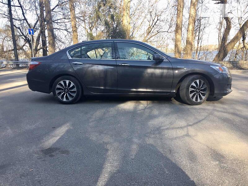 Седан Honda Accord 2015 в Тернополі