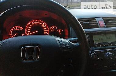 Седан Honda Accord 2004 в Мелитополе