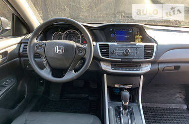 Седан Honda Accord 2014 в 