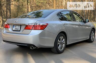 Седан Honda Accord 2014 в 