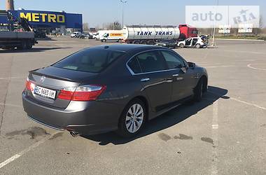 Седан Honda Accord 2012 в 