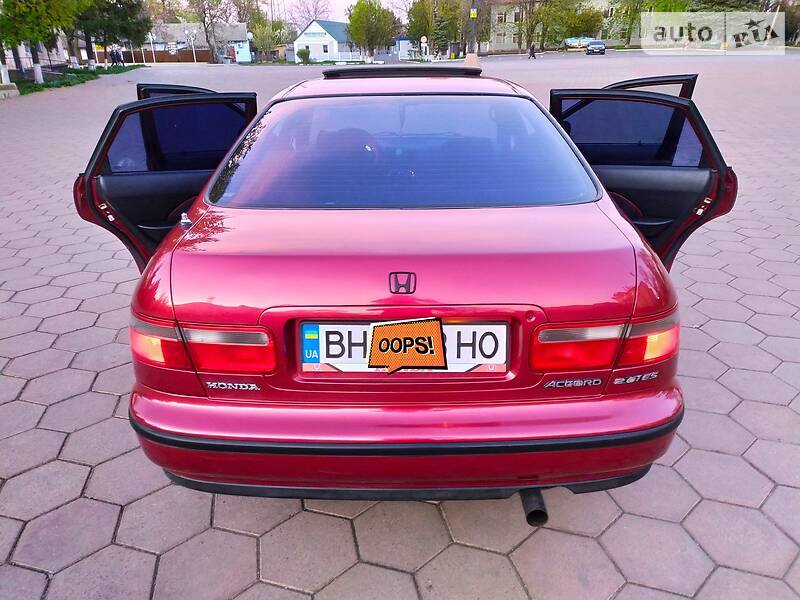 Седан Honda Accord 1994 в Одесі фото 3 Седан Honda Accord 1994 в Одесі