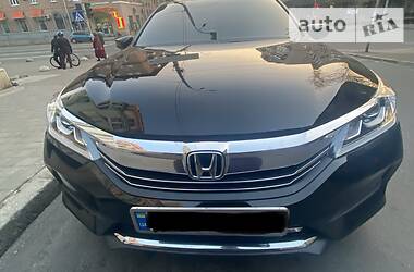 Седан Honda Accord 2017 в 
