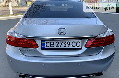 Седан Honda Accord 2013 в 