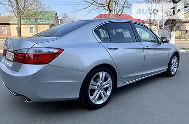 Седан Honda Accord 2013 в 