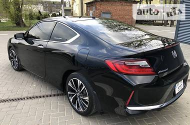 Купе Honda Accord 2015 в 