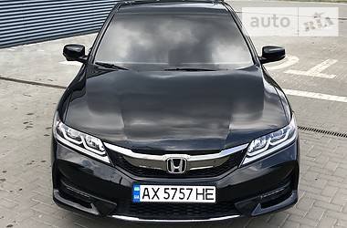 Купе Honda Accord 2015 в 