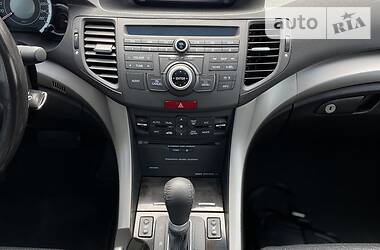 Седан Honda Accord 2010 в 