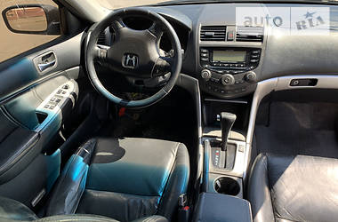 Седан Honda Accord 2003 в 