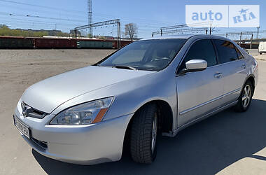 Седан Honda Accord 2003 в 