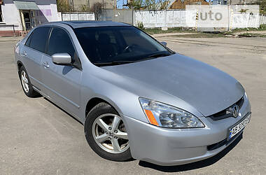 Седан Honda Accord 2003 в 