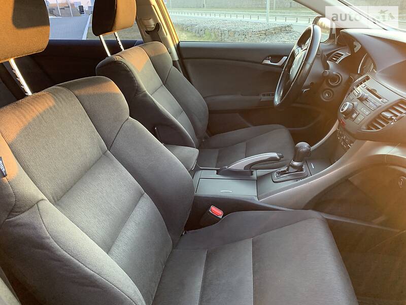 Седан Honda Accord 2008 в Львове