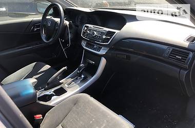 Седан Honda Accord 2015 в 
