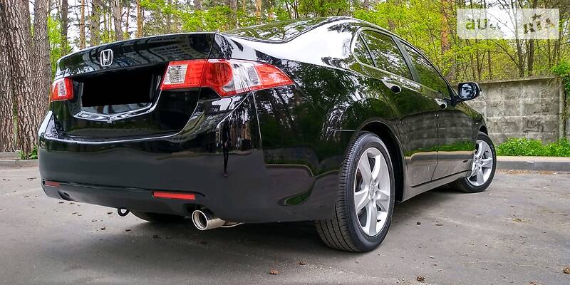 Седан Honda Accord 2009 в Києві