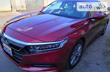 Седан Honda Accord 2018 в 