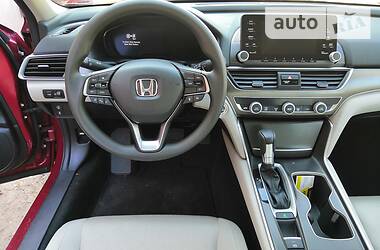 Седан Honda Accord 2018 в 