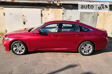 Седан Honda Accord 2018 в 