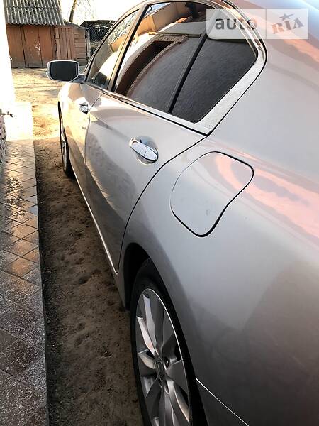 Седан Honda Accord 2013 в Києві