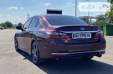 Седан Honda Accord 2017 в 