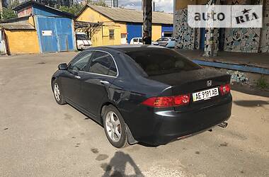 Седан Honda Accord 2005 в Днепре