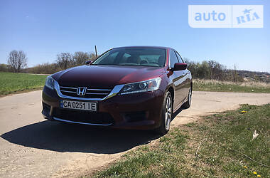 Седан Honda Accord 2013 в Умани