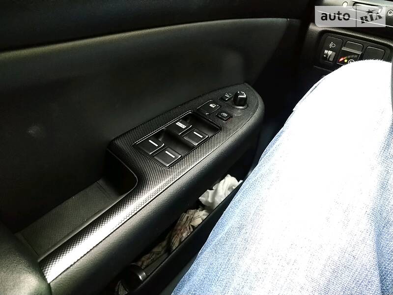 Седан Honda Accord 2004 в Киеве