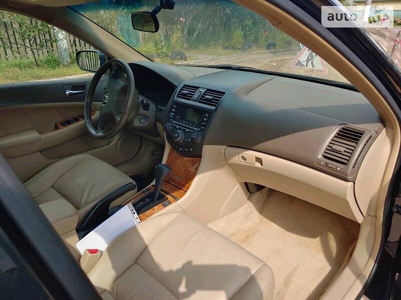 Седан Honda Accord 2005 в Києві