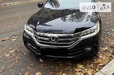 Седан Honda Accord 2014 в 